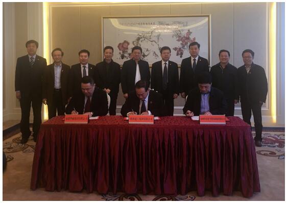 陕西建工集团与市国投集团、福建华威集团成功签约